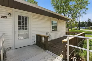223 Tinbury Ln, Steger, IL 60475 - Photo 16