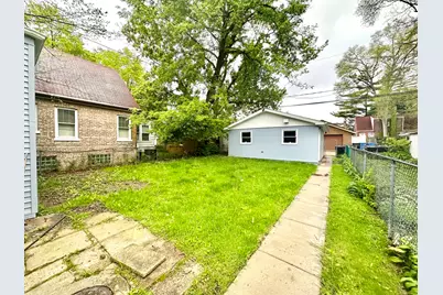 10954 S Normal Avenue, Chicago, IL 60628 - Photo 18