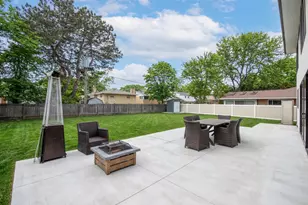 1344 S Chester Ave, Park Ridge, IL 60068 - Photo 22
