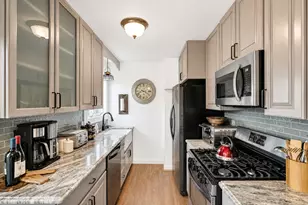 532 Webster St, Batavia, IL 60510 - Photo 8