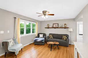 532 Webster St, Batavia, IL 60510 - Photo 4