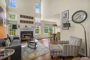 2941 Clematis Dr, Schaumburg, IL 60193 - Photo 4