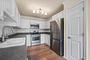 2941 Clematis Dr, Schaumburg, IL 60193 - Photo 12