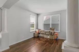 32 Catamaran Cir, Pingree Grove, IL 60140 - Photo 6