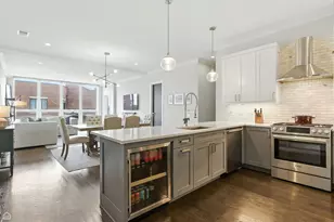 3530 N Lincoln Ave, Chicago, IL 60657 - Photo 14