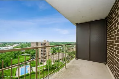 7033 N Kedzie Avenue #1615, Chicago, IL 60645 - Photo 12