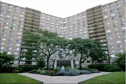 7033 N Kedzie Avenue #1615, Chicago, IL 60645 - Photo 1