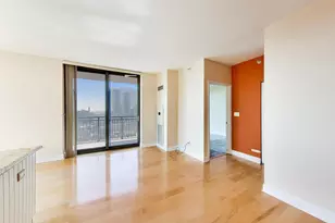 1101 S State St, Chicago, IL 60605 - Photo 8