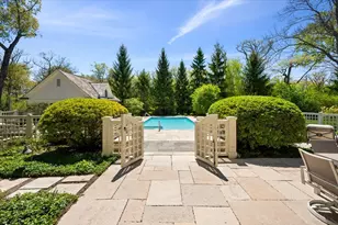 30 Bridlewood Rd, Northbrook, IL 60062 - Photo 24