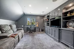 30 Bridlewood Rd, Northbrook, IL 60062 - Photo 34