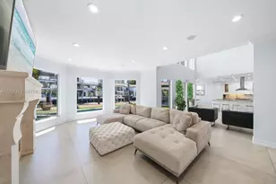 2614 Castilla Isle, Fort Lauderdale, FL 33301 - Photo 26