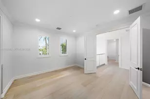 2614 Castilla Isle, Fort Lauderdale, FL 33301 - Photo 46