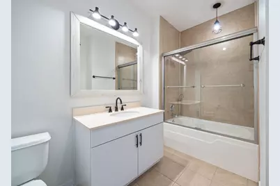 757 N Orleans Street #605, Chicago, IL 60654 - Photo 18