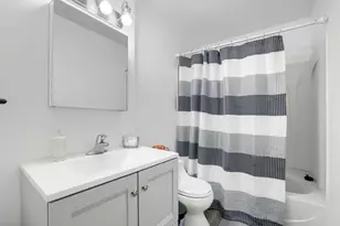 [Address not provided], Elgin, IL 60123 - Photo 16