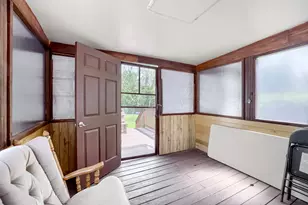 [Address not provided], Elgin, IL 60123 - Photo 24