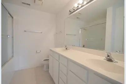 298 Jennifer Court, Gurnee, IL 60031 - Photo 10