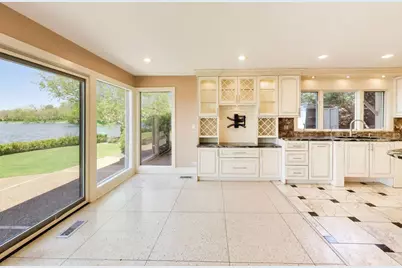 2100 Valley Lo Lane, Glenview, IL 60025 - Photo 24