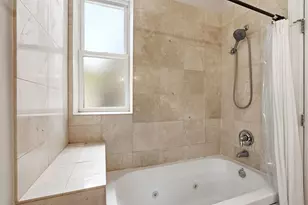 1443 W Victoria St, Chicago, IL 60660 - Photo 18