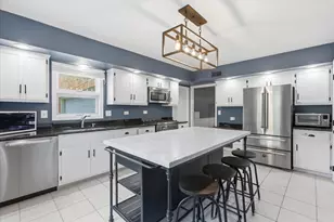 9343 Hamlin Ave, Evanston, IL 60203 - Photo 14