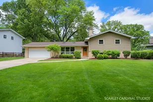 17 Meisinger Ln, Naperville, IL 60540 - Photo 1