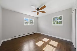 1048 Belle Plaine Ave, Gurnee, IL 60031 - Photo 32