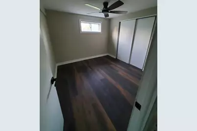 1048 Belle Plaine Avenue, Gurnee, IL 60031 - Photo 24