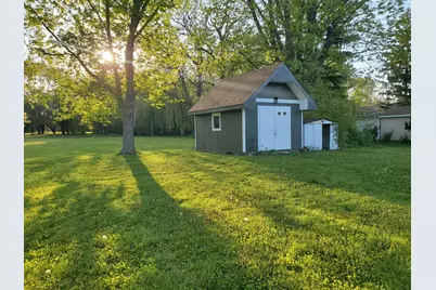 1048 Belle Plaine Avenue, Gurnee, IL 60031 - Photo 40