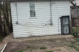 1629 S Karlov Ave, Chicago, IL 60623 - Photo 12