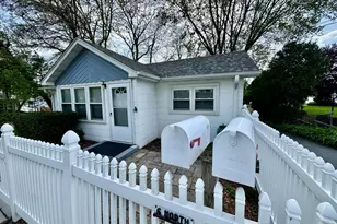 6 N Pistakee Lake Rd, Fox Lake, IL 60020 - Photo 12