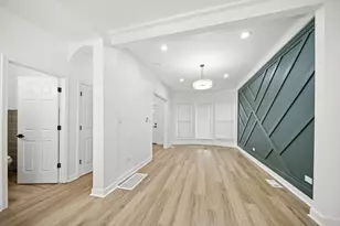 639 N Leamington Ave, Chicago, IL 60644 - Photo 16