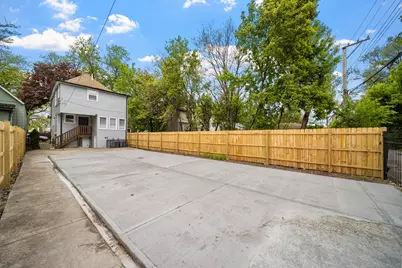 639 N Leamington Avenue, Chicago, IL 60644 - Photo 44