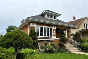 919 Broadway St, Melrose Park, IL 60160 - Photo 1