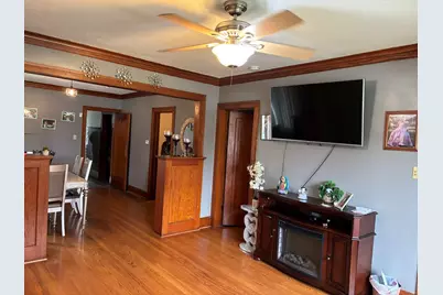 919 Broadway Street, Melrose Park, IL 60160 - Photo 10