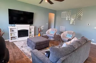 303 Owen Ct, Oswego, IL 60543 - Photo 32