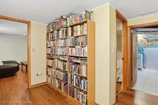 7514 Lockwood Ave, Burbank, IL 60459 - Photo 36