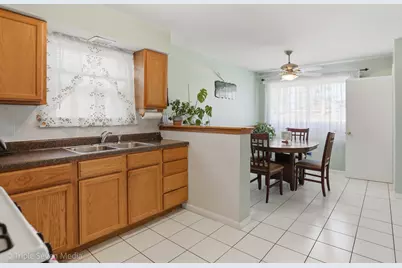 7514 Lockwood Avenue, Burbank, IL 60459 - Photo 18