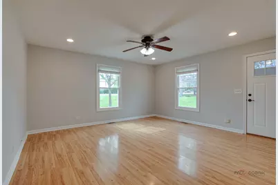 247 Sunset Court #247, Vernon Hills, IL 60061 - Photo 8