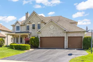 3748 Sunburst Ln, Naperville, IL 60564 - Photo 1