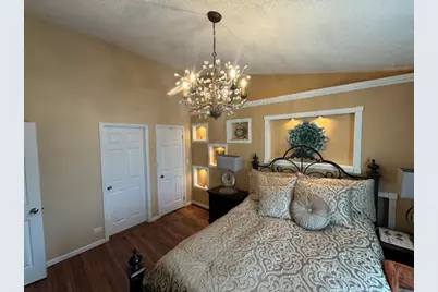 107 Autumn Court #107, Buffalo Grove, IL 60089 - Photo 18