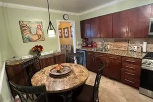 107 Autumn Ct, Buffalo Grove, IL 60089 - Photo 10