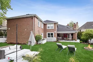 245 W Winthrop Ave, Elmhurst, IL 60126 - Photo 48