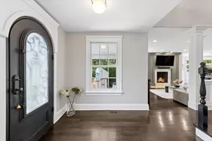 245 W Winthrop Ave, Elmhurst, IL 60126 - Photo 4