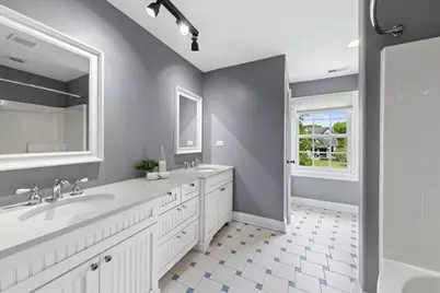 245 W Winthrop Avenue, Elmhurst, IL 60126 - Photo 32