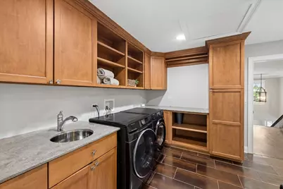 245 W Winthrop Avenue, Elmhurst, IL 60126 - Photo 34