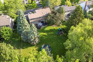 1147 Silo Hill Dr, Grayslake, IL 60030 - Photo 38