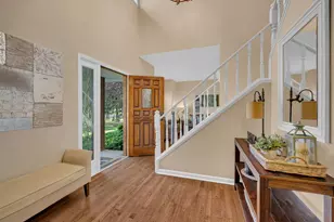 1147 Silo Hill Dr, Grayslake, IL 60030 - Photo 4