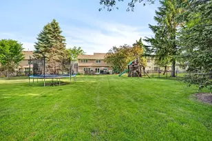 1147 Silo Hill Dr, Grayslake, IL 60030 - Photo 34