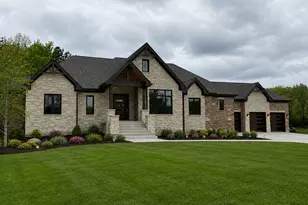 16514 Pine Hill Dr, Homer Glen, IL 60491 - Photo 1
