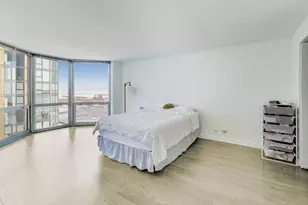 195 N Harbor Dr, Chicago, IL 60601 - Photo 18