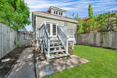 8611 S Kingston Avenue, Chicago, IL 60617 - Photo 28